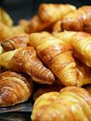 răspuns croissant, patiserie, Franța