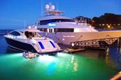 Answer billionaire, yacht, luxury